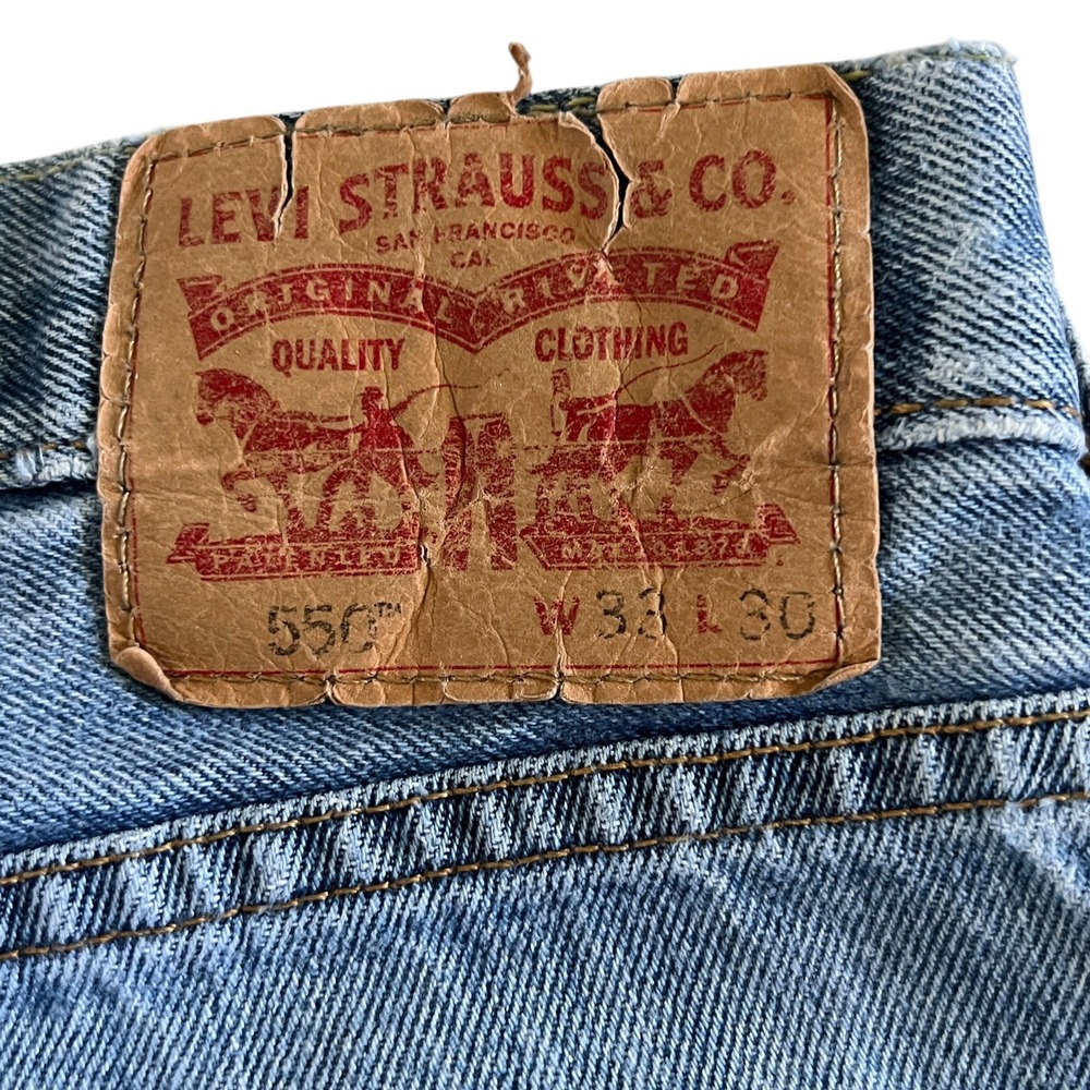 Levi's 550 Relaxed Fit Jeans Grunge Thrashed Light Wash Mens 33x30 Distressed - Picture 6 of 16
